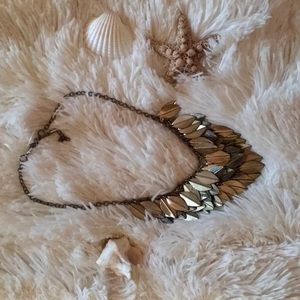 Boho metal feather statement necklace- Golden ❤️❤️